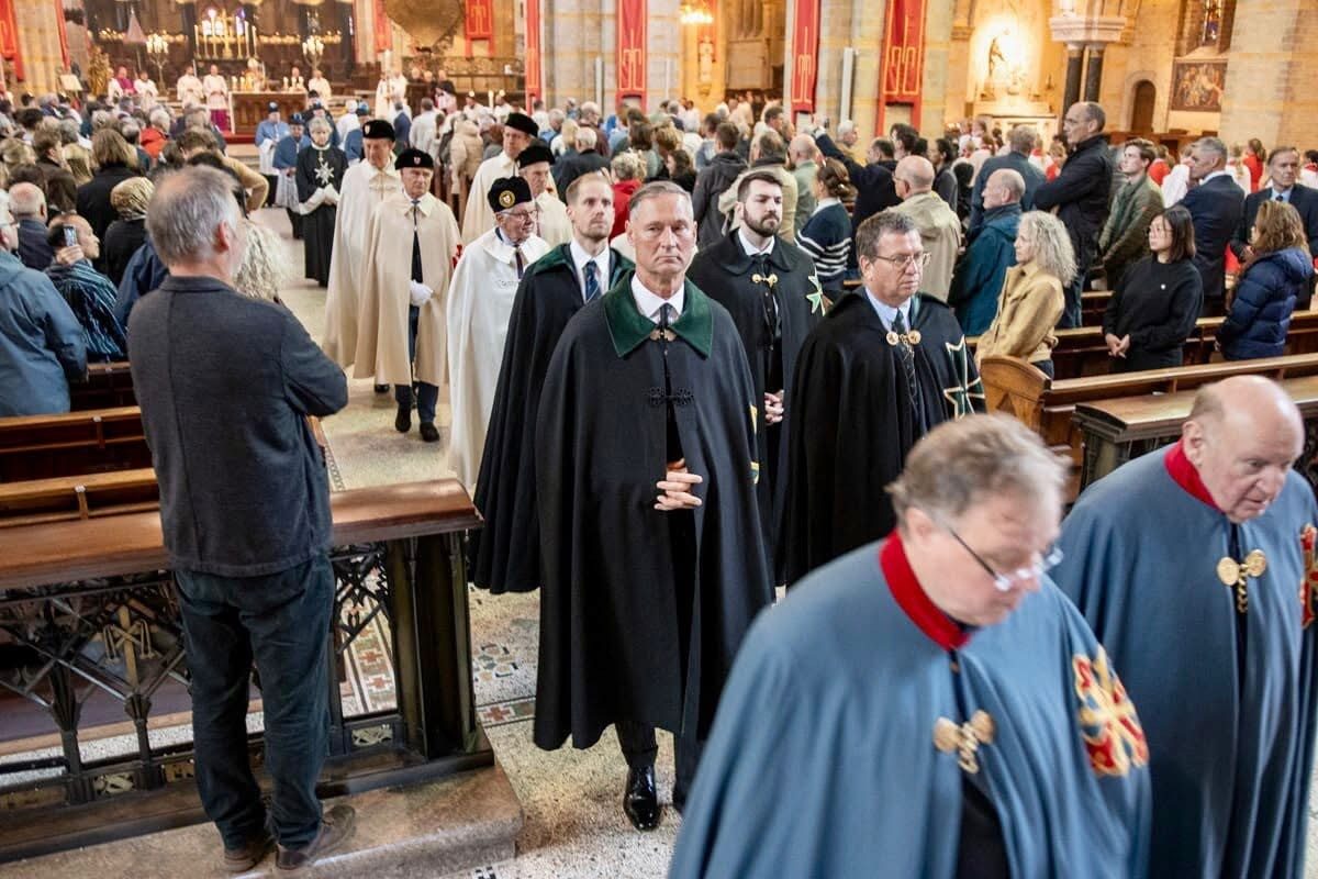Processie Nicolaaskerk