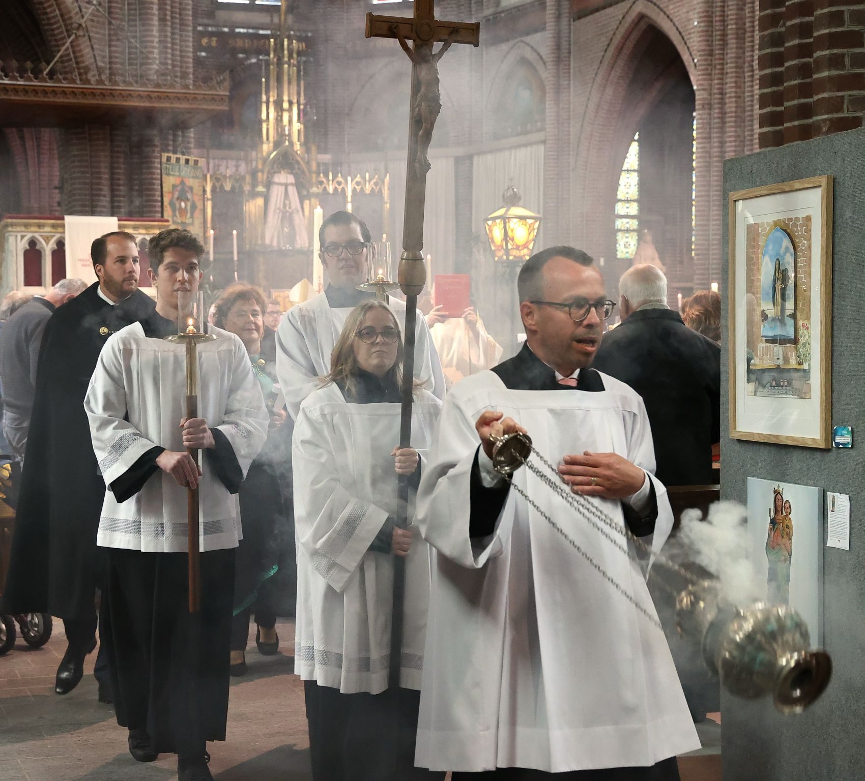 Processie met wierook