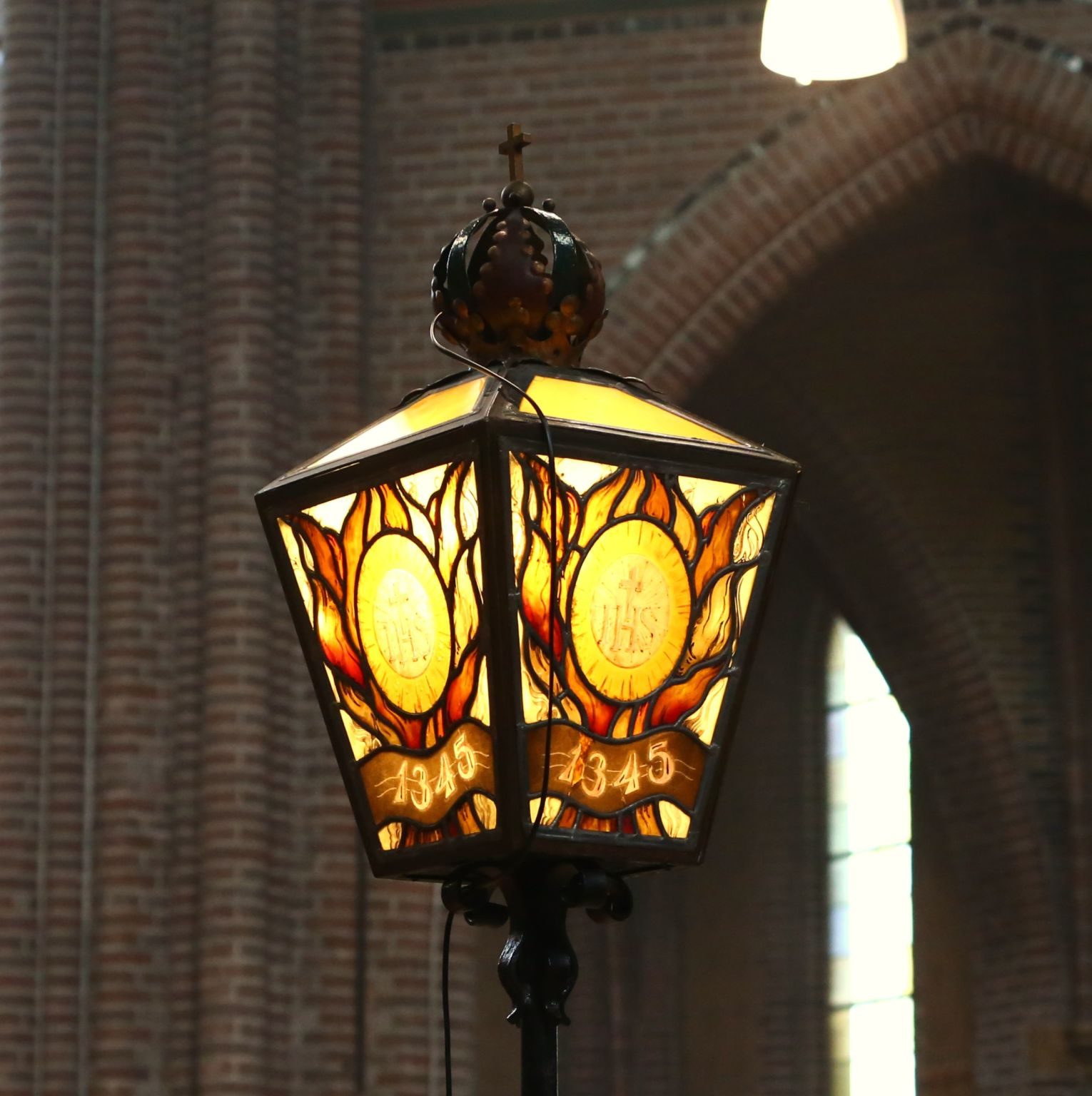 Lantaarn met jaartal 1345 — Mirakel van Amsterdam